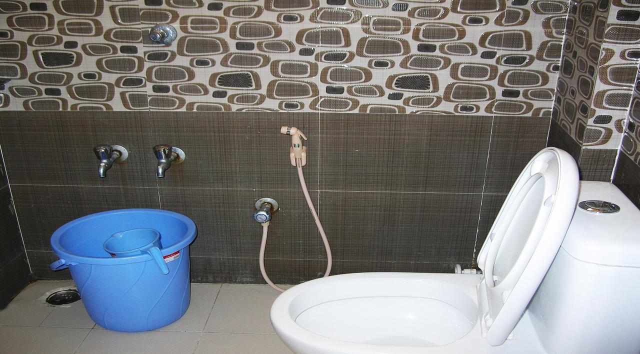 Hotel Ssb Residency à Tirupati Extérieur photo
