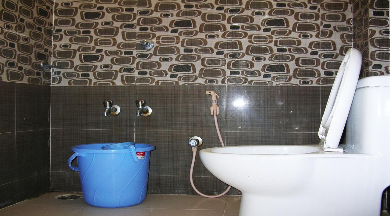 Hotel Ssb Residency à Tirupati Extérieur photo