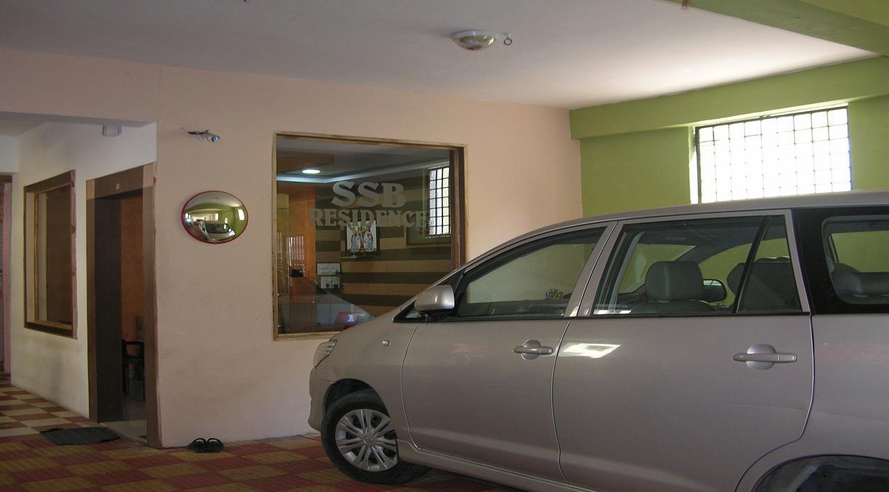 Hotel Ssb Residency à Tirupati Extérieur photo